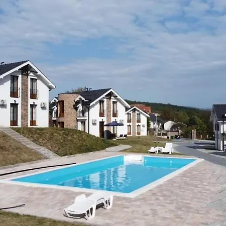 Crown House Aparthotel Vrnjacka Banja